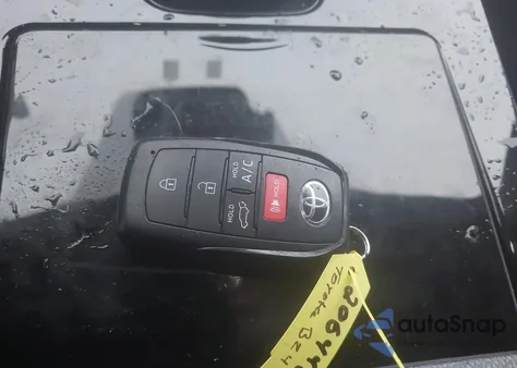 2025 Toyota Bz4X Xle из США, поврежденный, VIN JTMAAAAAXSA070990